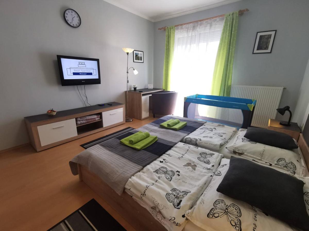 Smart Szallas Apartman Miskolc Exterior foto